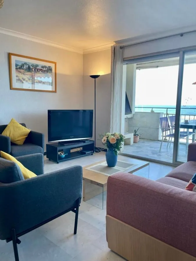 Seafront One Bedroom Apartment With A Terrasse Swimming Pool And A Parking Antibes Holiday home