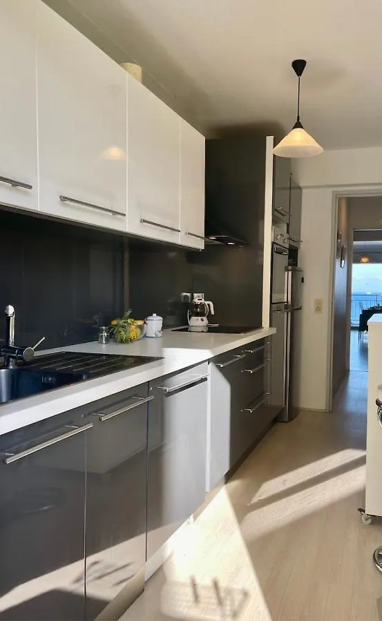 Holiday home Seafront One Bedroom Apartment With A Terrasse Swimming Pool And A Parking Antibes